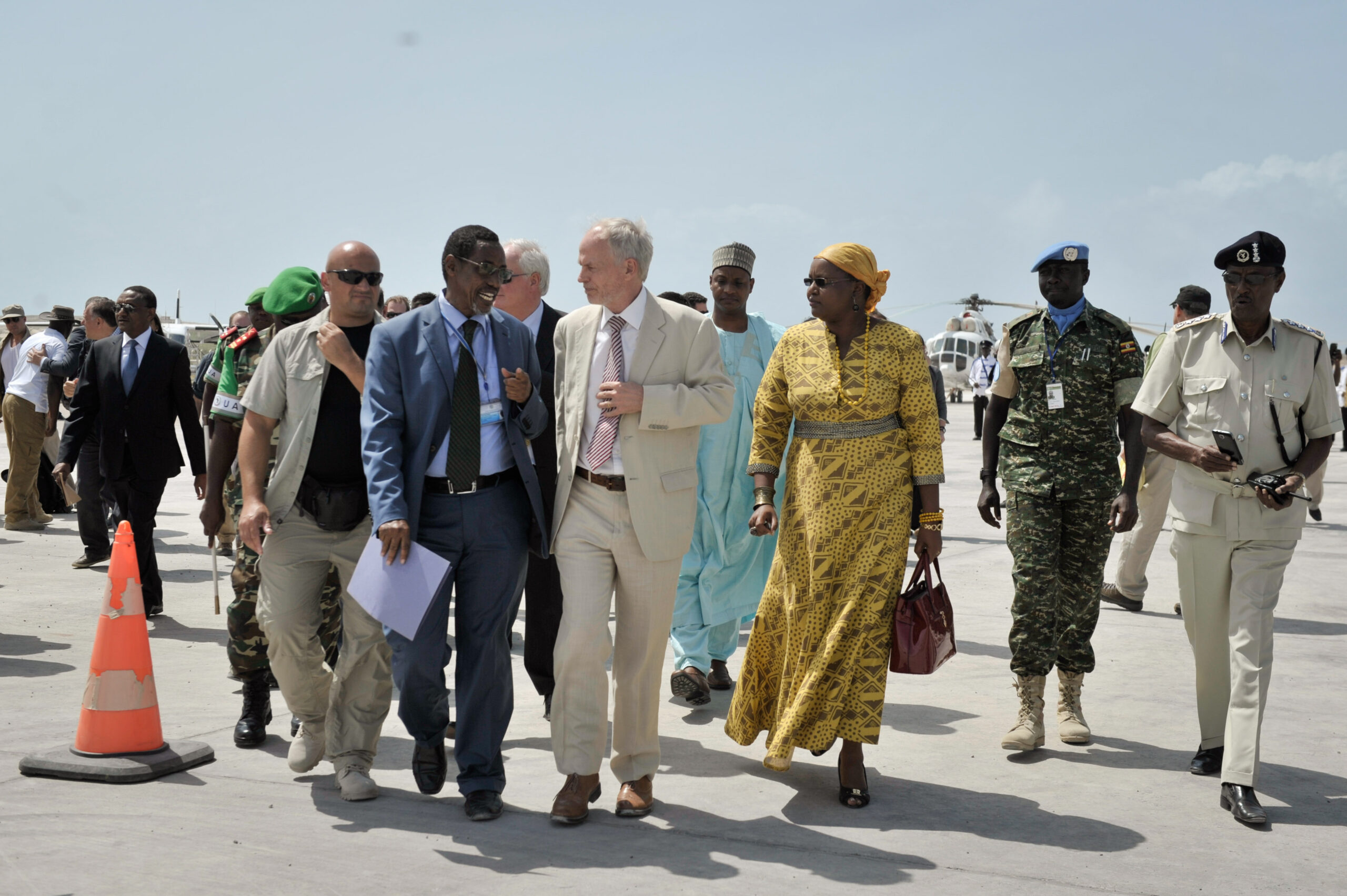 UN envoy Nicholas Kay walks with Security Council delegates in Mogadishu in August 2014.